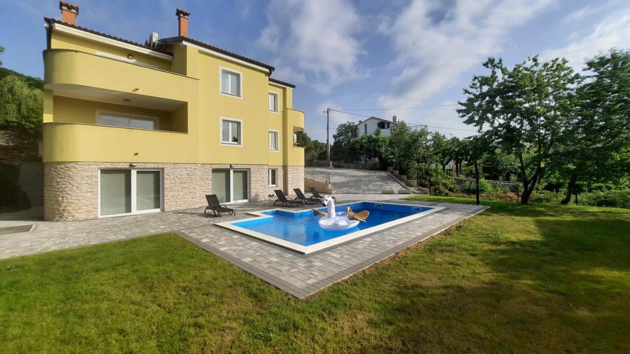 Apartman Ela Donji Rukavac Exterior foto