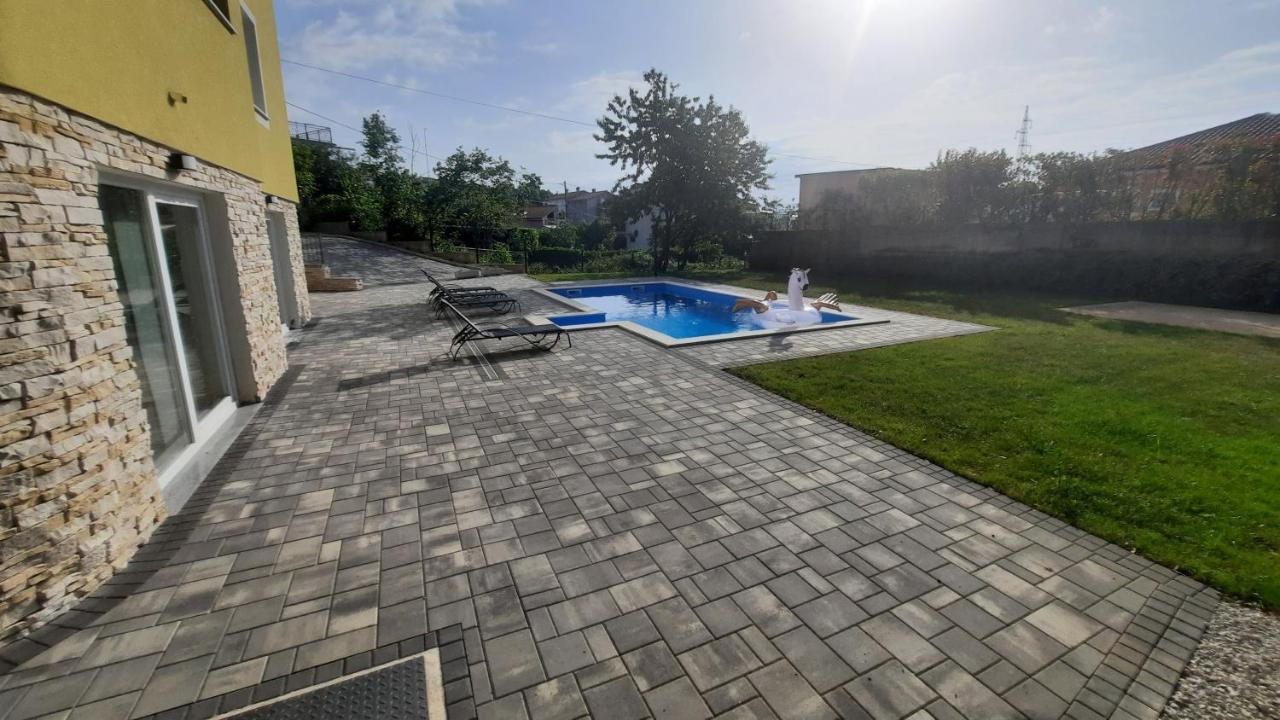 Apartman Ela Donji Rukavac Exterior foto