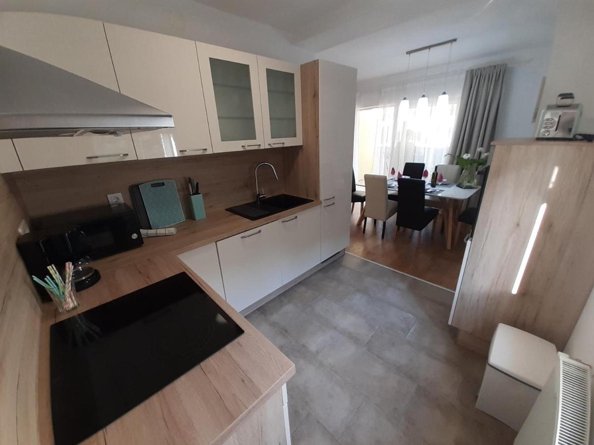 Apartman Ela Donji Rukavac Exterior foto