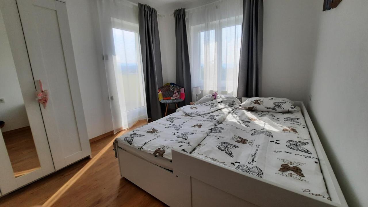 Apartman Ela Donji Rukavac Exterior foto