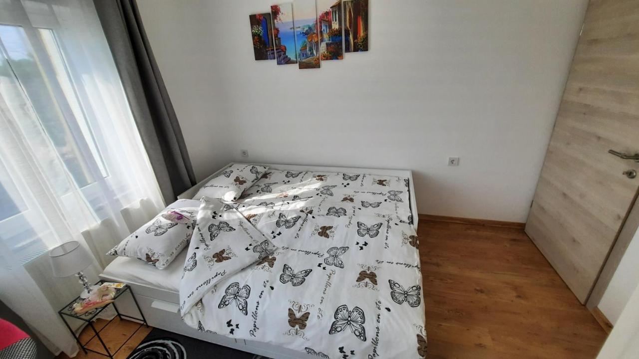 Apartman Ela Donji Rukavac Exterior foto
