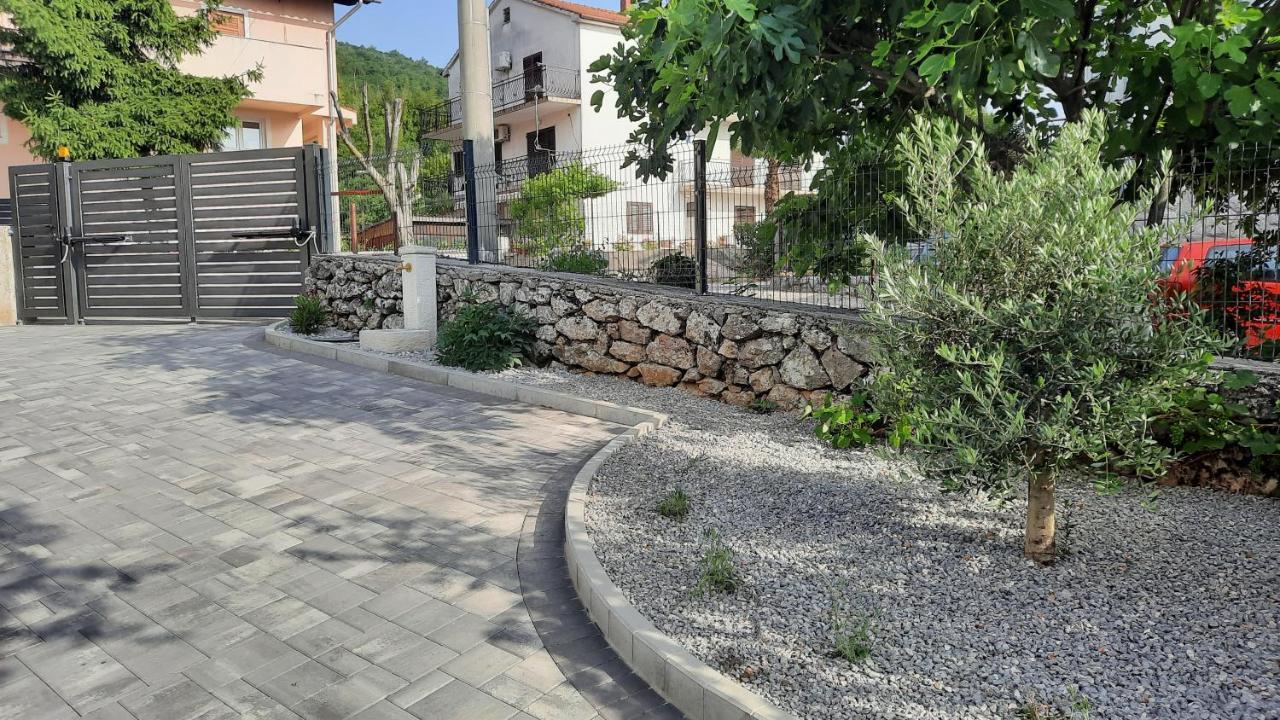 Apartman Ela Donji Rukavac Exterior foto